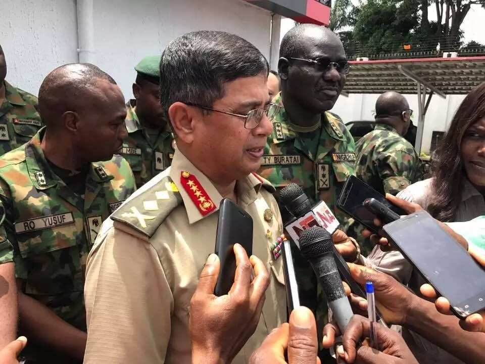 Bangladeshi chief of army staff visits Nigeria