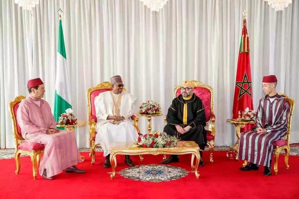 Breaking: Buhari arrives Morocco, given a rousing welcome by King Mohammed VI