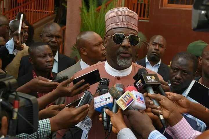 Dino Melaye advises Buhari on Paris Club Refund to states