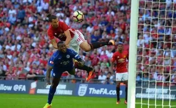 Dan wasa Ibrahimovic na shirin kafa tarihi a Man Utd Dan wasa Ibrahimovic na shirin kafa tarihi a Man Utd