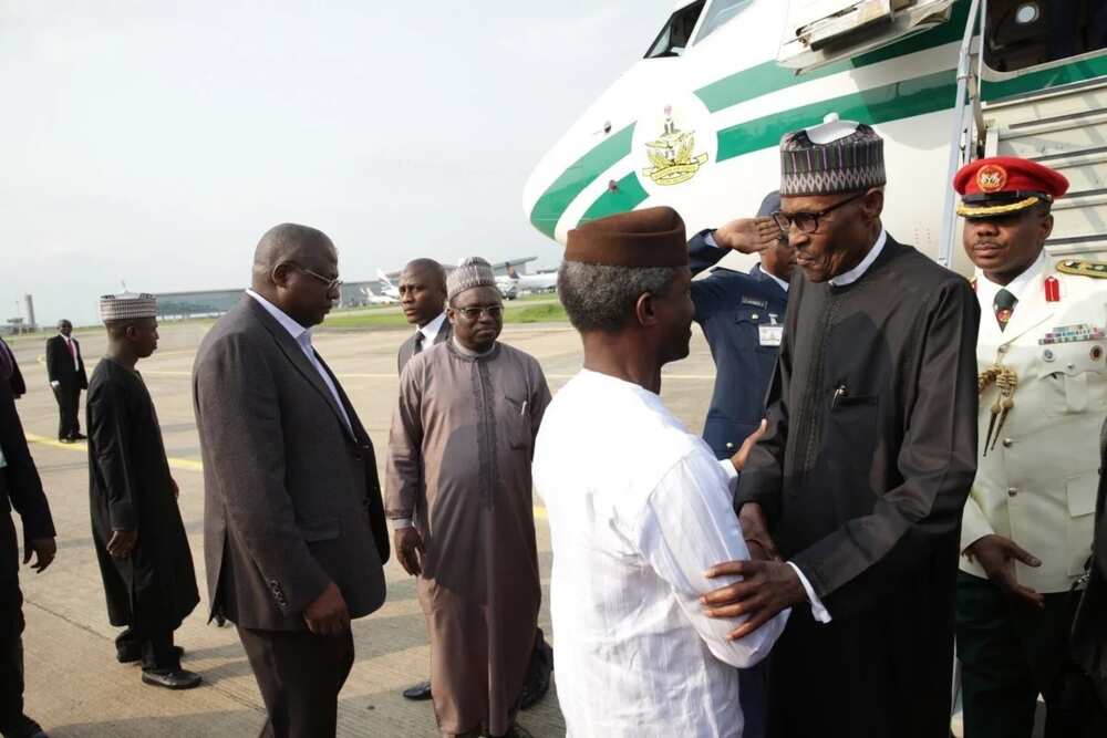 LIVE UPDATES: President Buhari returns to Nigeria after 105 days on medical vacation (photos, video)