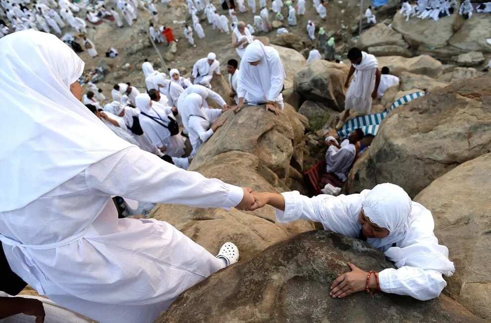 Tunatarwa: Ranar Alhamis za’a yi tsayuwar Arfa a Saudiyya Tunatarwa: Ranar Alhamis za’a yi tsayuwar Arfa a Saudiyya