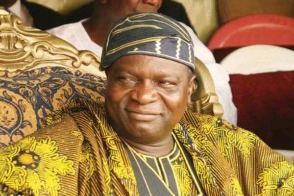 Olagunsoye Oyinlola while he was a governor