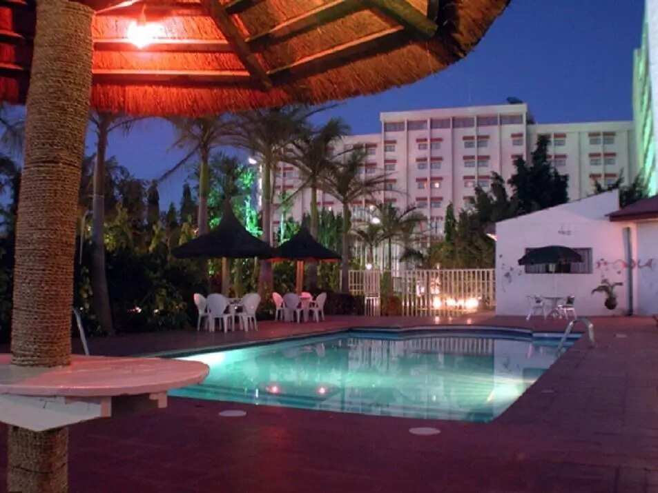 Which pool is lively in Abuja during the week Which pool is lively in Abuja during the week