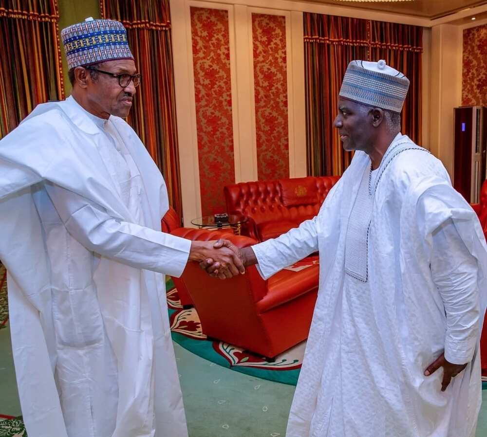 Sabon shugaban hukumar tsaro ta DSS ya ziyarci Buhari, hotuna Sabon shugaban hukumar tsaro ta DSS ya ziyarci Buhari, hotuna