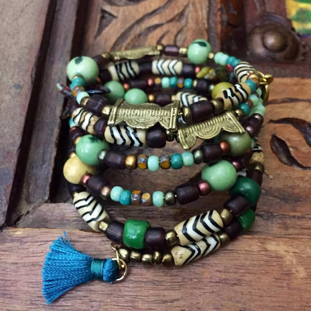 Bracelets with large beads Bracelets with large beads