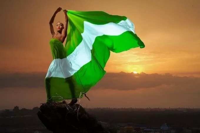 woman n nigerian flag