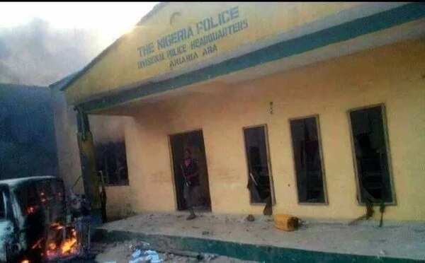 Chaos as suspected IPOB members burn police station in Abia state