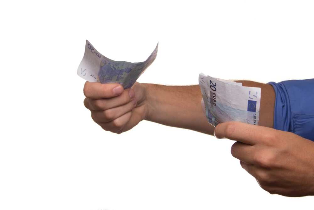 Man lending money Man lending money