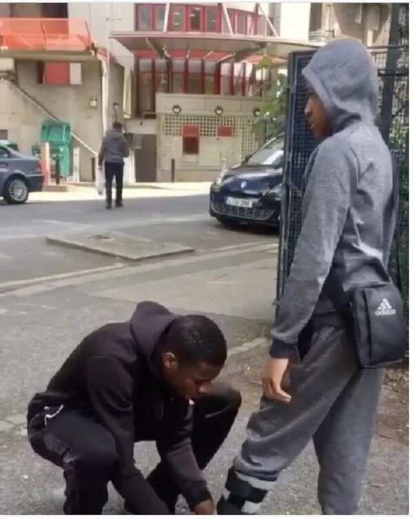 Nigerian pastor spotted performing miracle on the street of London