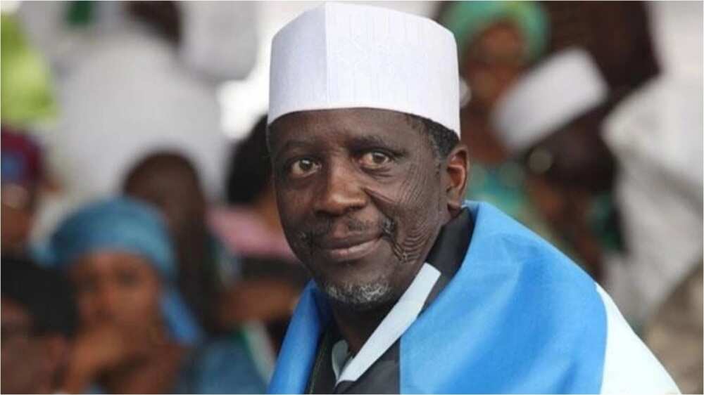 Bafarawa ya bayyana dalilin da ya sanya yake son kasancewa shugaban kasar Najeriya Bafarawa ya bayyana dalilin da ya sanya yake son kasancewa shugaban kasar Najeriya