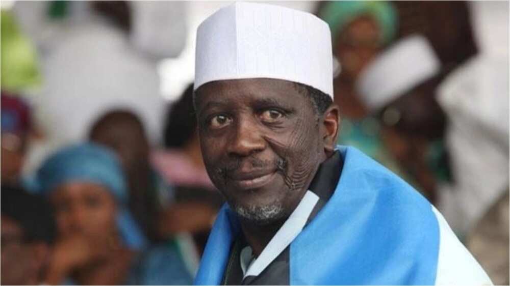 Rashin girmama Sultan: Bafarawa ya yiwa Wammako wankin babban bargo