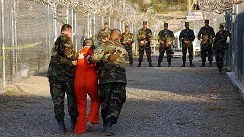 Controversy as Obama releases Guantanamo prisoners