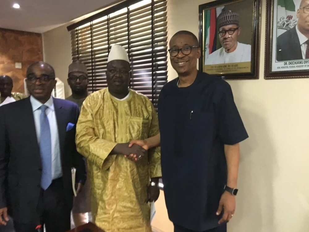 Mayor of Bamako meets minister over plans to purchase 400 Innoson motors (photos) Mayor of Bamako meets minister over plans to purchase 400 Innoson motors (photos)