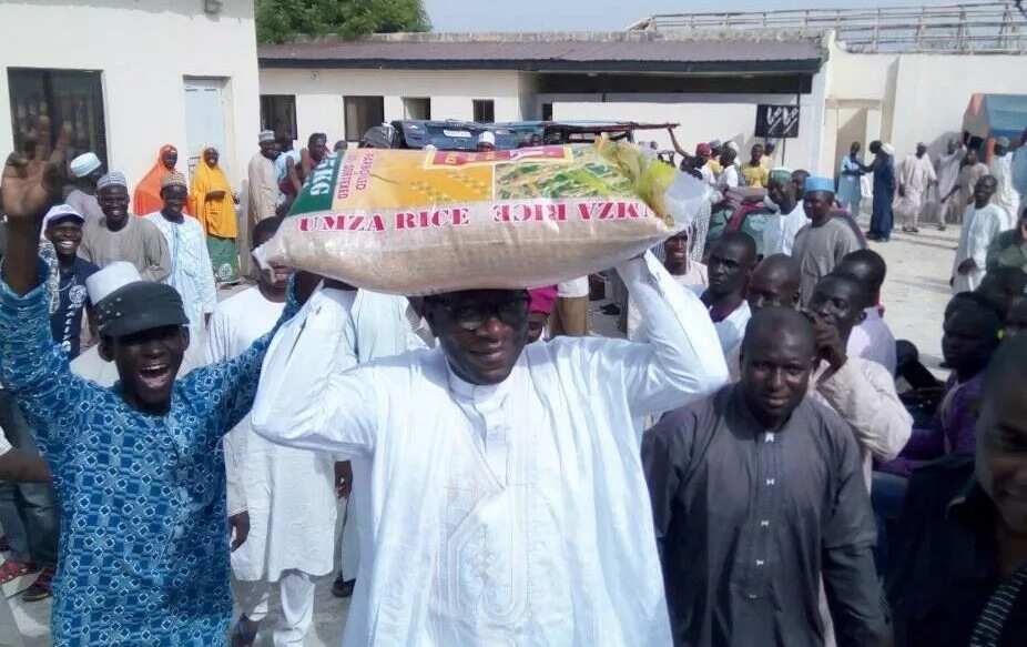 Karyar banza ce; Ina nan a APC Inji Honarabul Abdulmumin Jibrin