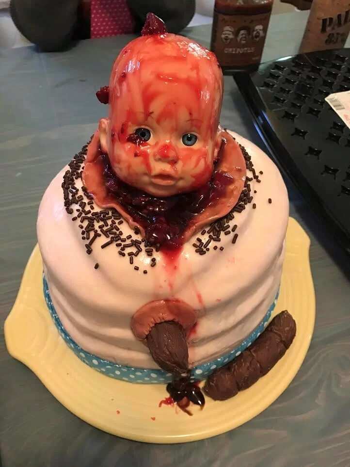 Viral photo of explicit baby shower cake ▷ Legit.ng