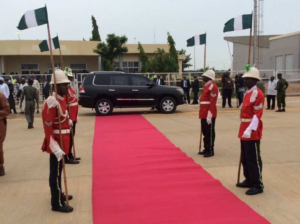 UPDATE: President Buhari arrives Katsina state for Sallah celebrations (photos) UPDATE: President Buhari arrives Katsina state for Sallah celebrations (photos)