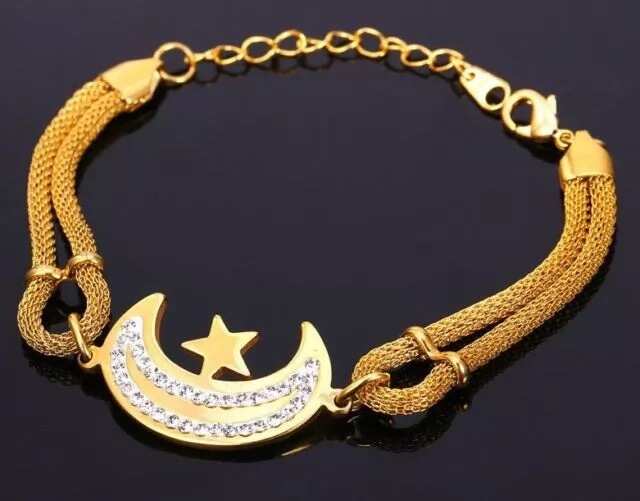 It is a popular gift item for loved ones during Ramadan and it is loved by Muslim faithfuls .