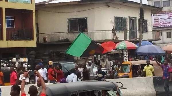 BREAKING: Fever grips Abia state, as pro-Biafrans celebrate Kanu in Aba
