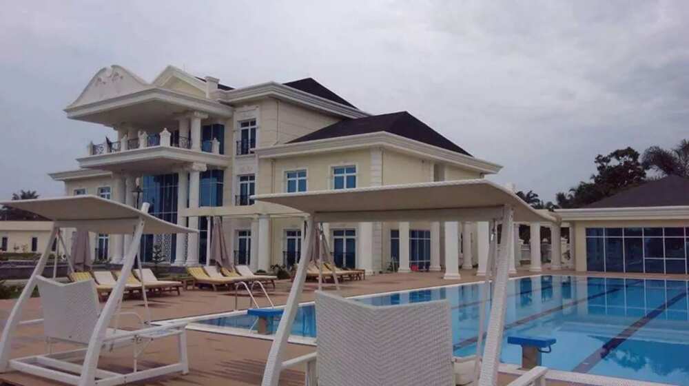 Akwa Ibom governor builds mansion within few months
