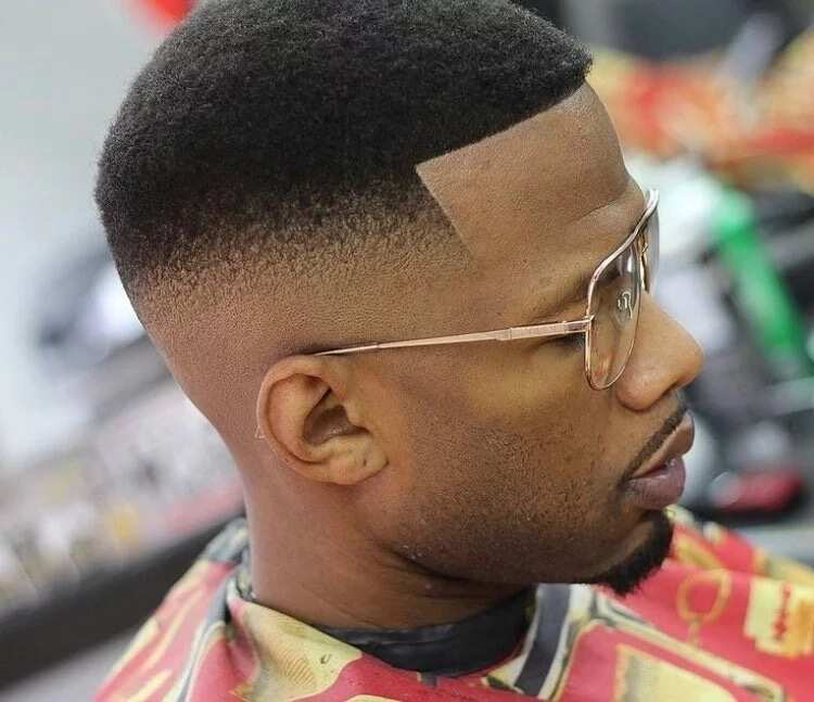 Thick Wavy Hair-Short Dark men’s Haircuts