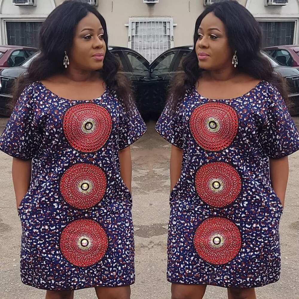 Ankara short gown style with spacious cut