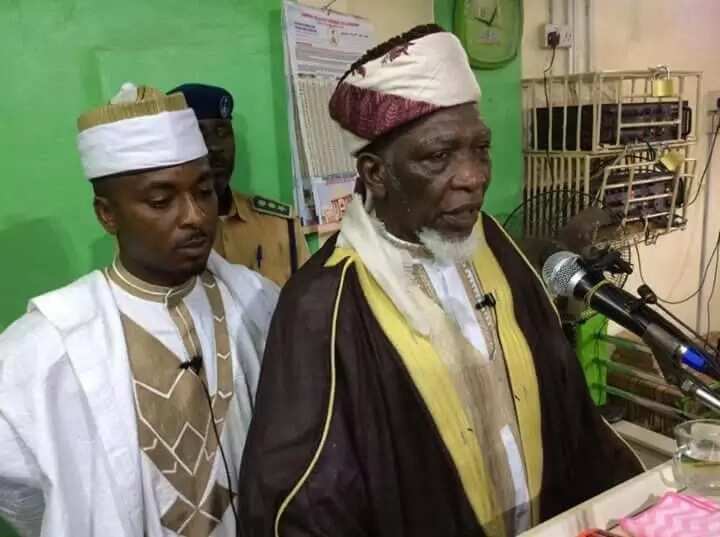 Nyass ba Allah ba ne, masu danganta shi da Allah sun kafirta - Inji Sheikh Sani Yahaya Jingir