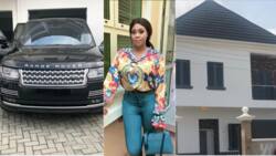 Actress Mimi Orjiekwe buys herself a house in Lekki and brand new Range Rover SUV (photos)