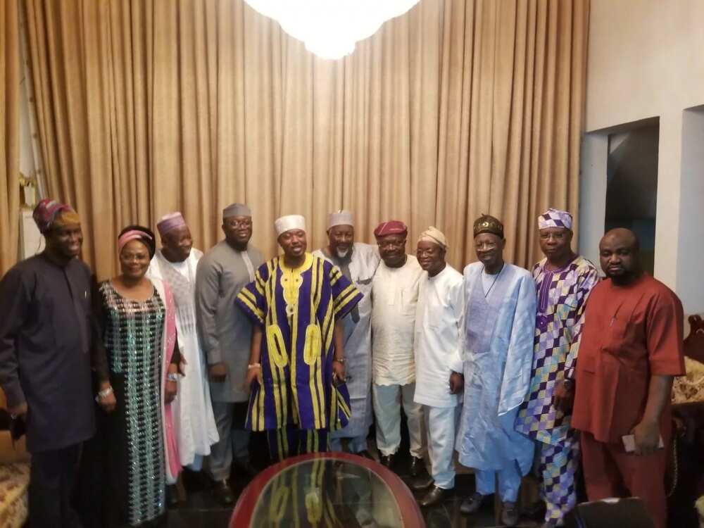 Ganduje da Badaru sun ziyarci jihar Osun kan sakamakon Zaben Gwamnan jihar Osun Ganduje da Badaru sun ziyarci jihar Osun kan sakamakon Zaben Gwamnan jihar Osun