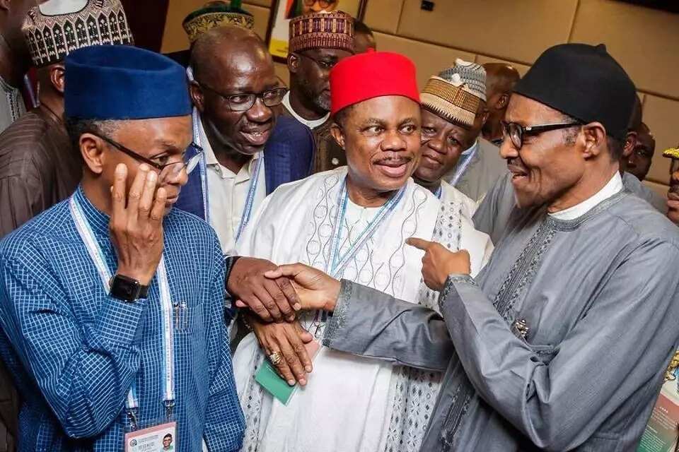 Wani gwamna a Najeriya ya roki Buhari ya yafewa barayin Najeriya Wani gwamna a Najeriya ya roki Buhari ya yafewa barayin Najeriya