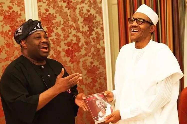 'Na dawo daga rakiyar Buhari, na koma gidan Atiku - Dele Momodu