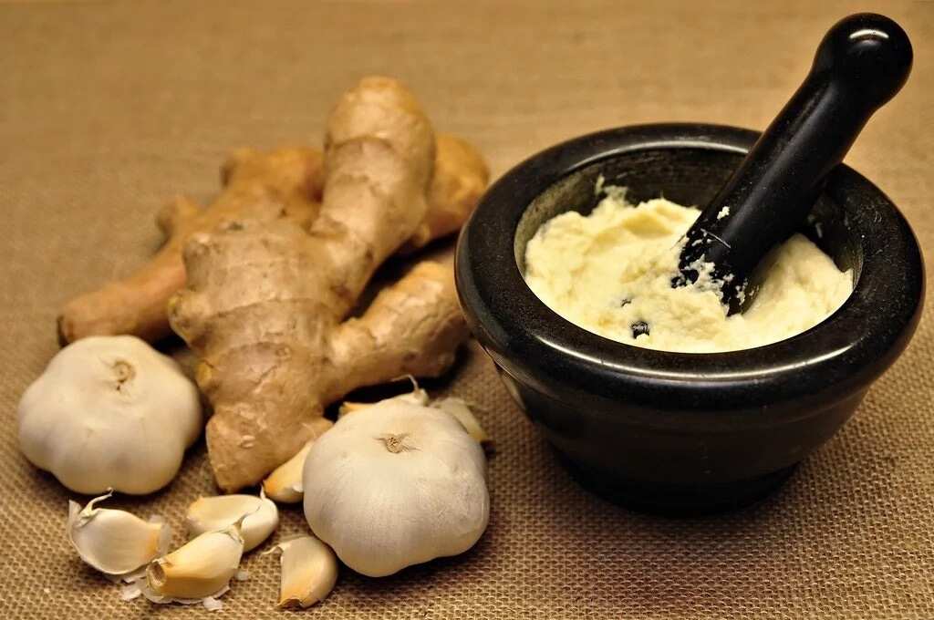 Top 15 benefits of ginger and garlic mixture you should know Legit.ng