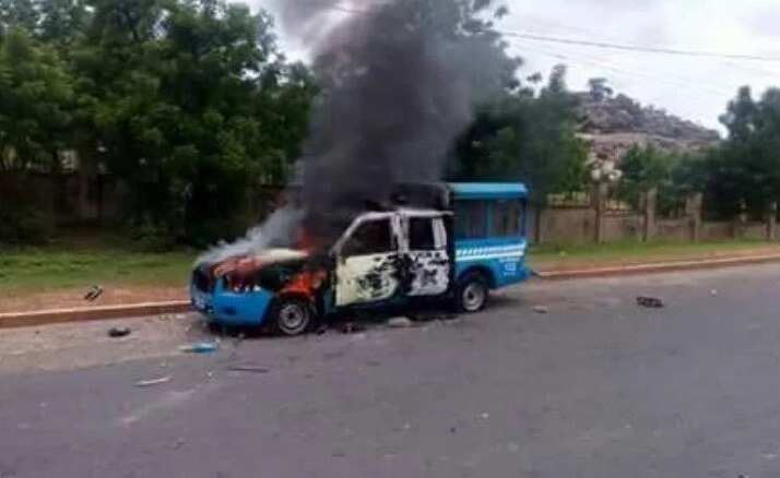 The FRSC van was set ablaze and burnt to the ground. Photo credit: Nairaland, Henryanna36