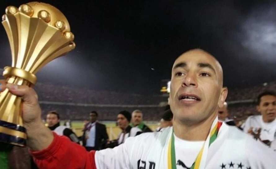 Top 5 footballers with the most trophies ever