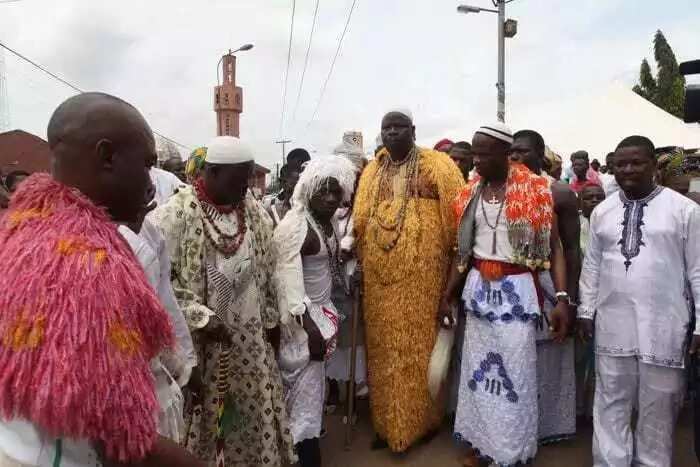 Ogboni fraternity cult: rituals, symbols, hand sign, human sacrifice