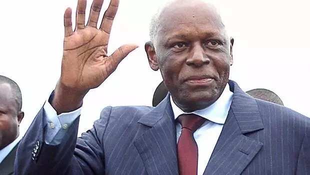 Jose Eduardo Dos Santos