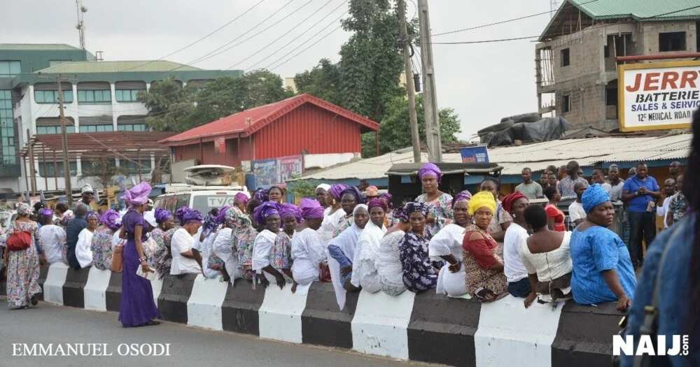 LIVE UPDATES: President Muhammadu Buhari makes historic visit to Lagos