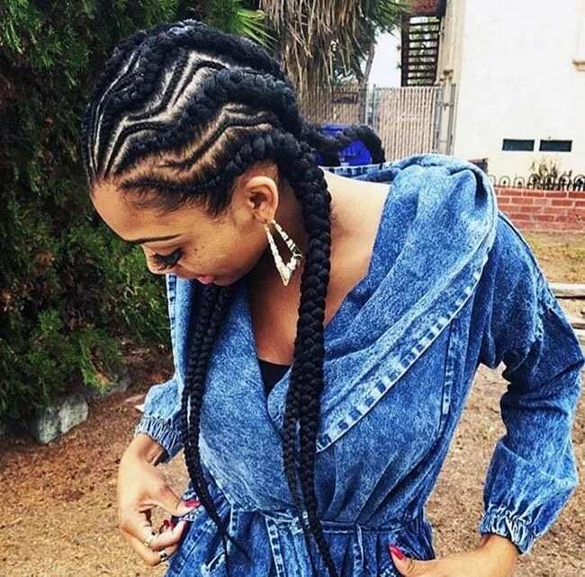 TRENDY ZIG ZAG GHANA BRAIDS