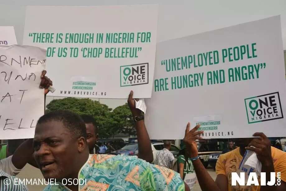 Live Updates: Anti-Government protest kicks off as thousands of Nigerians gather in Lagos, Abuja (photos,video)