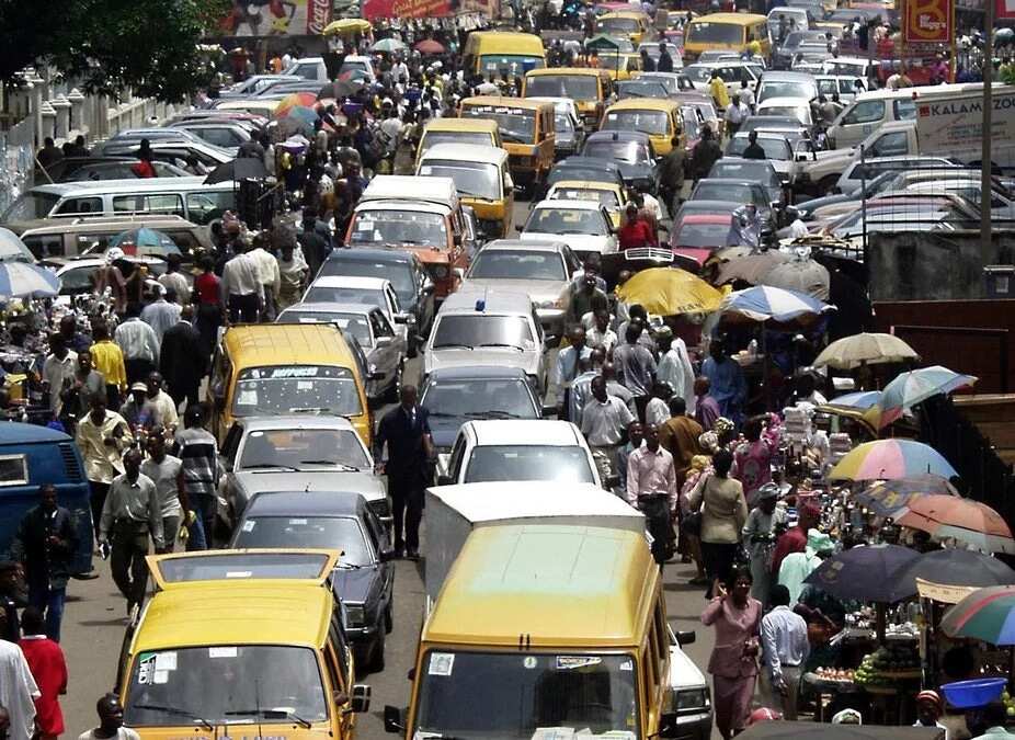 What are problems of revenue allocation in Nigeria? What are problems of revenue allocation in Nigeria?