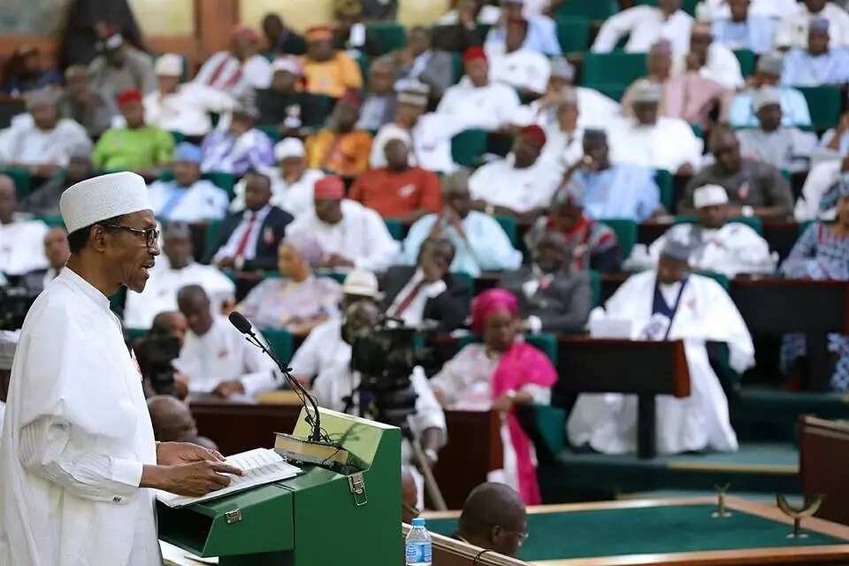 UPDATE: President Buhari presents N7.298trn 2017 budget (photos, video)