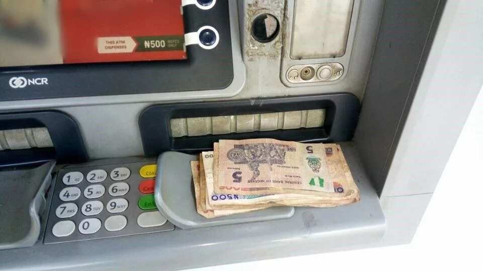 Man withdraws N5 from the ATM, then this happens