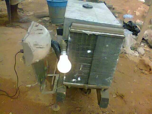 Nigerian shows electricity generator that is powered by water
