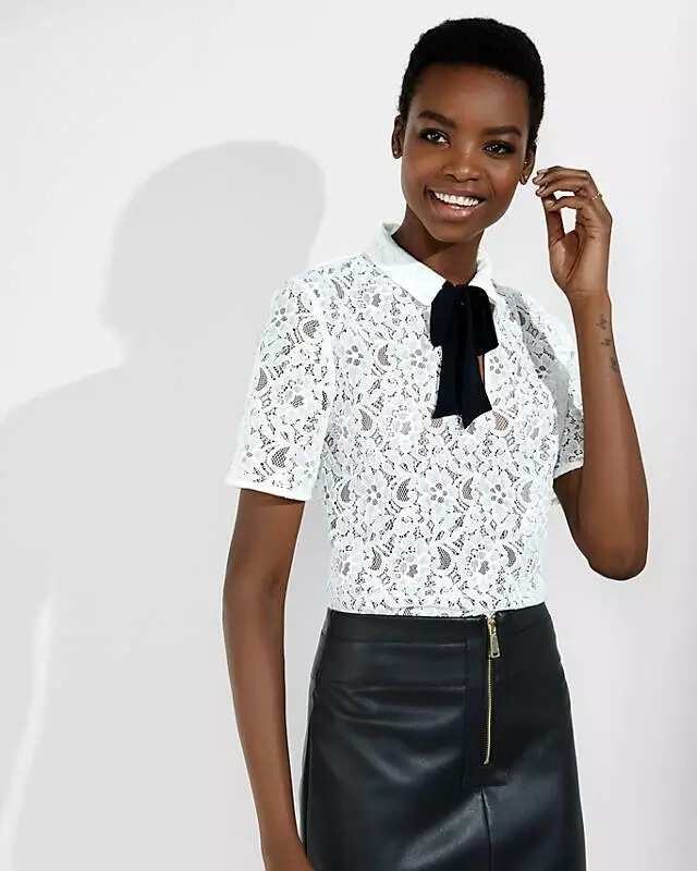White lace blouse style in office style
