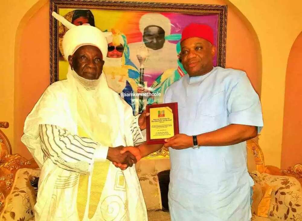 Mai martaba Sarkin Daura ya nada Orji Uzor Kalu wata babbar sarauta a masarautar Daura Mai martaba Sarkin Daura ya nada Orji Uzor Kalu wata babbar sarauta a masarautar Daura