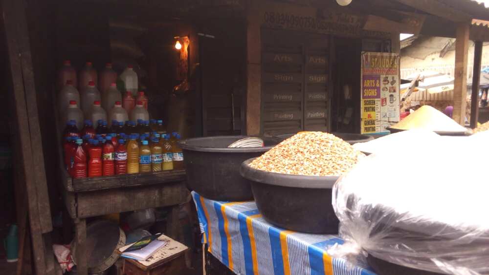 Market activities looks dry with the presence of few buyers at Ijora 7 UP market, Lagos. Source: Esther Odili.