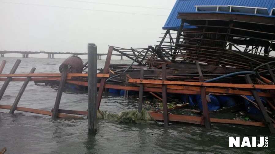 Makoko floating school collapses