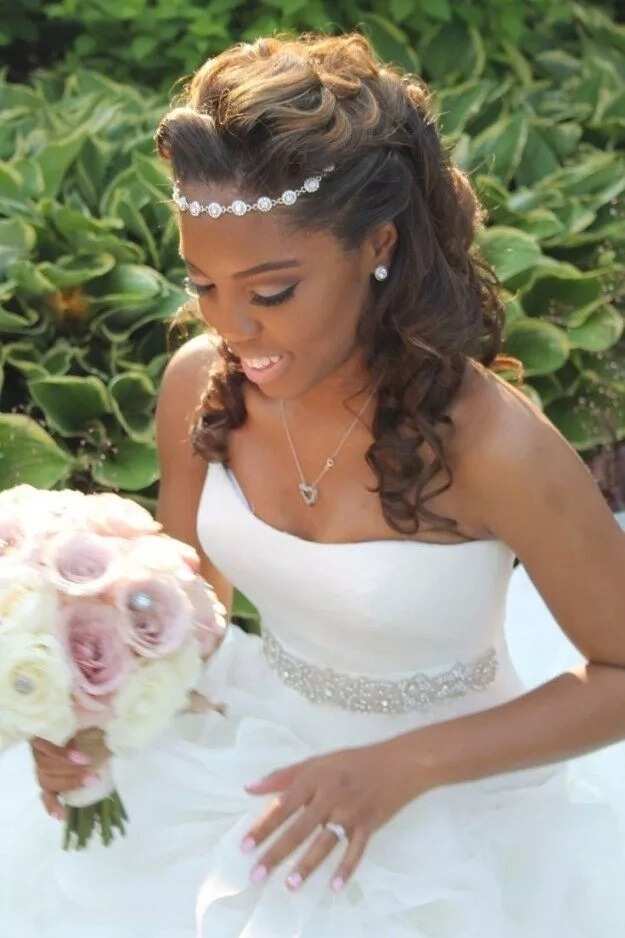 Wedding hairstyle with curls for long hair