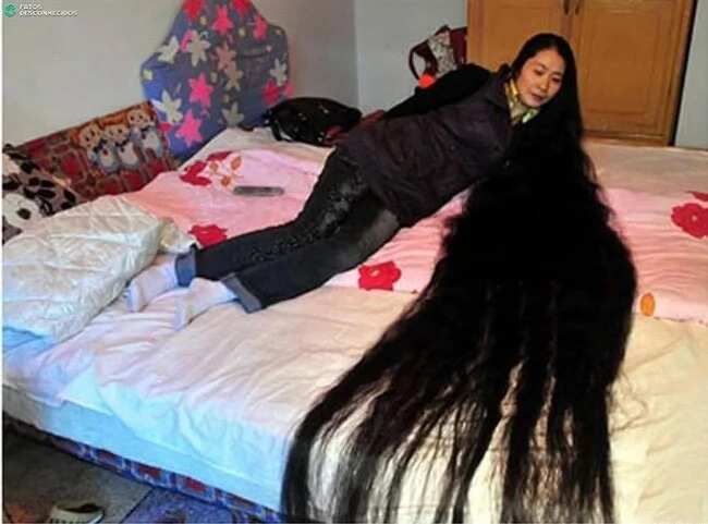 Longest hair in the world SO LONG