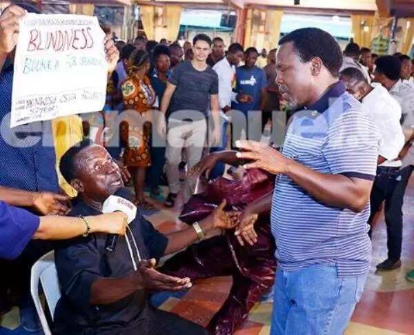 I can see! I can see! – Man calls out Pastor TB Joshua for healing him (photos)